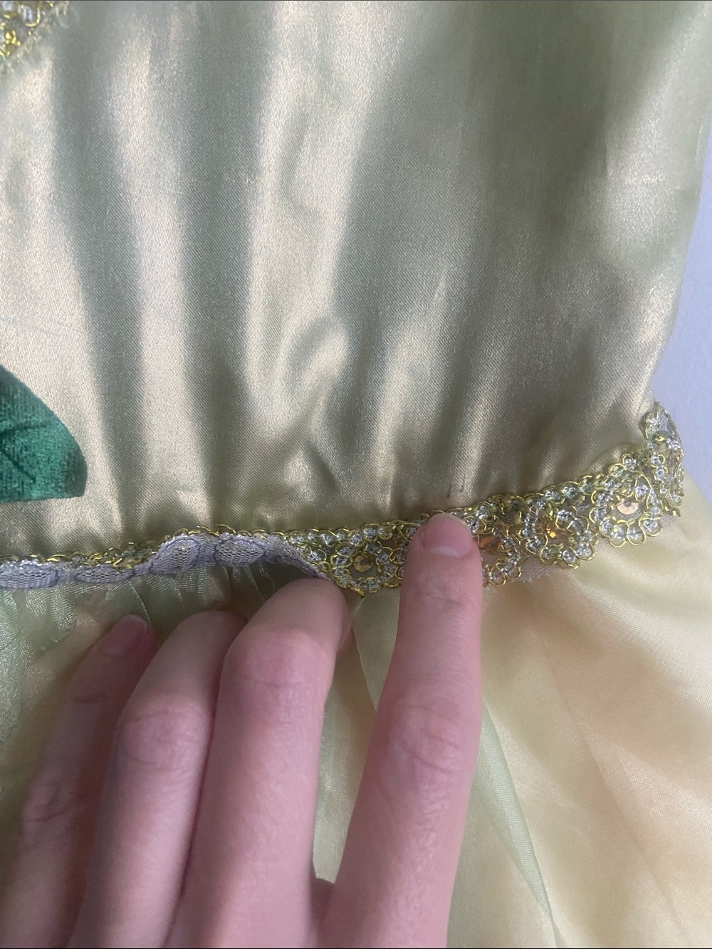 Disney Store Princess Tiana dress size 4 Princess and the frog green gold - Picture 9 of 9